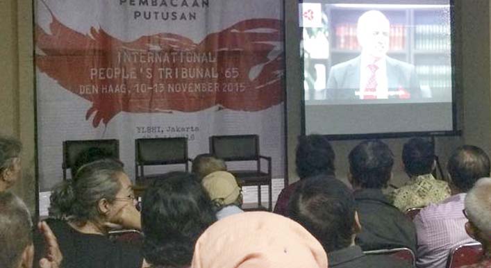 Pemutaran video pembacaan putusan IPT '65 di Kantor YLBHI, Jakarta  | Foto: Ist