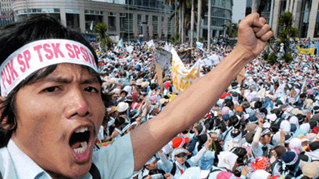 Ilustrasi demo buruh (foto: net)