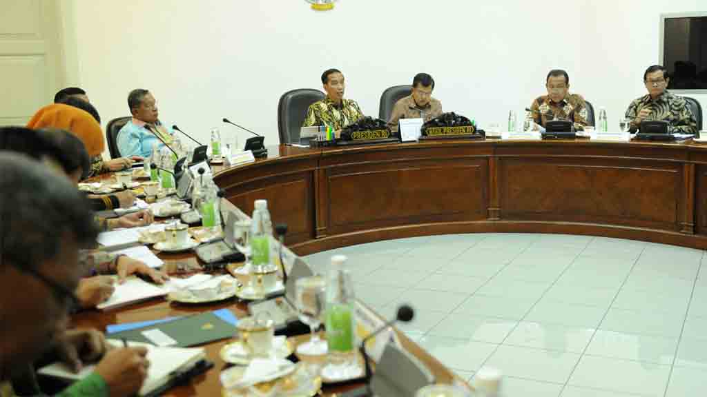 Presiden Gelar Rapat Terbatas Bahas Pertembakauan