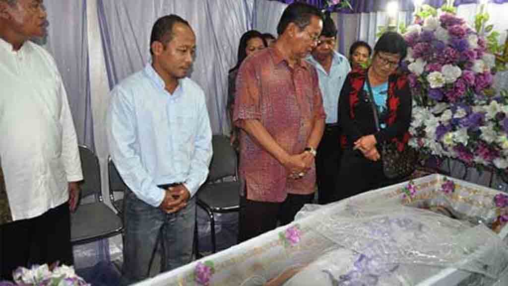 Gubernur Sulteng Minta Pembunuh Wartawati Palu Express Dihukum Mati