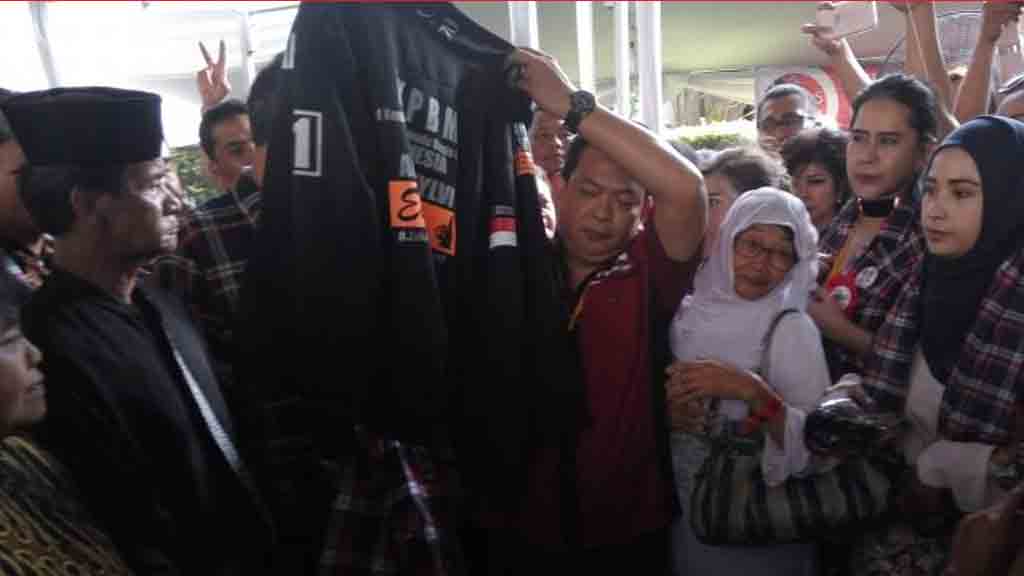 Relawan Agus-Sylvi Alihkan Dukungan ke Ahok-Djarot