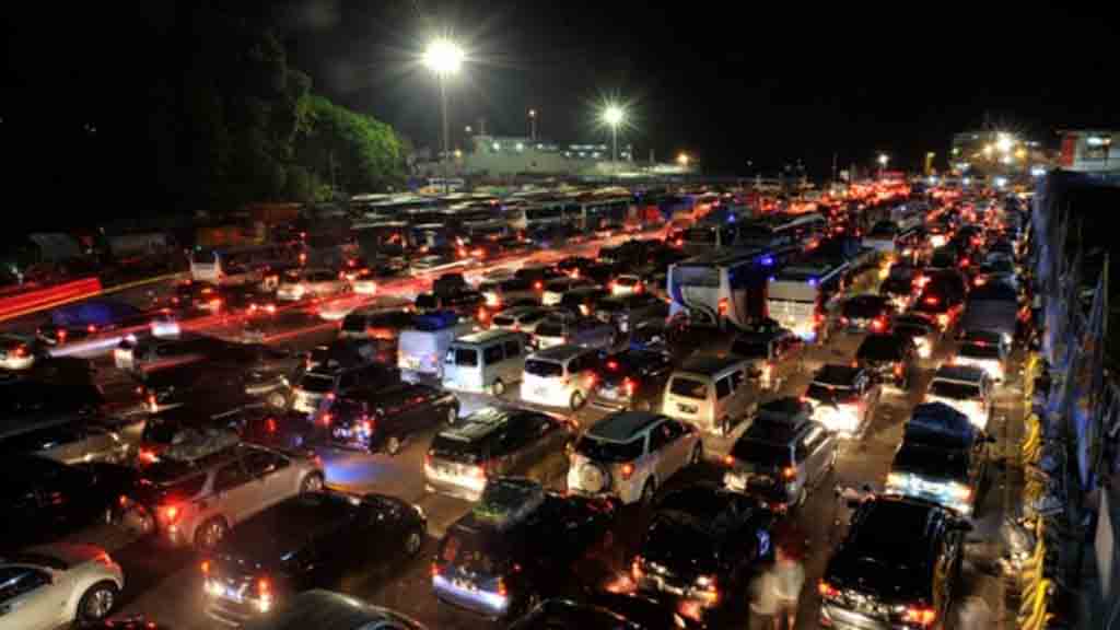 Jokowi Minta Sarana Penyeberangan Merak – Bakaheuni Dibenahi