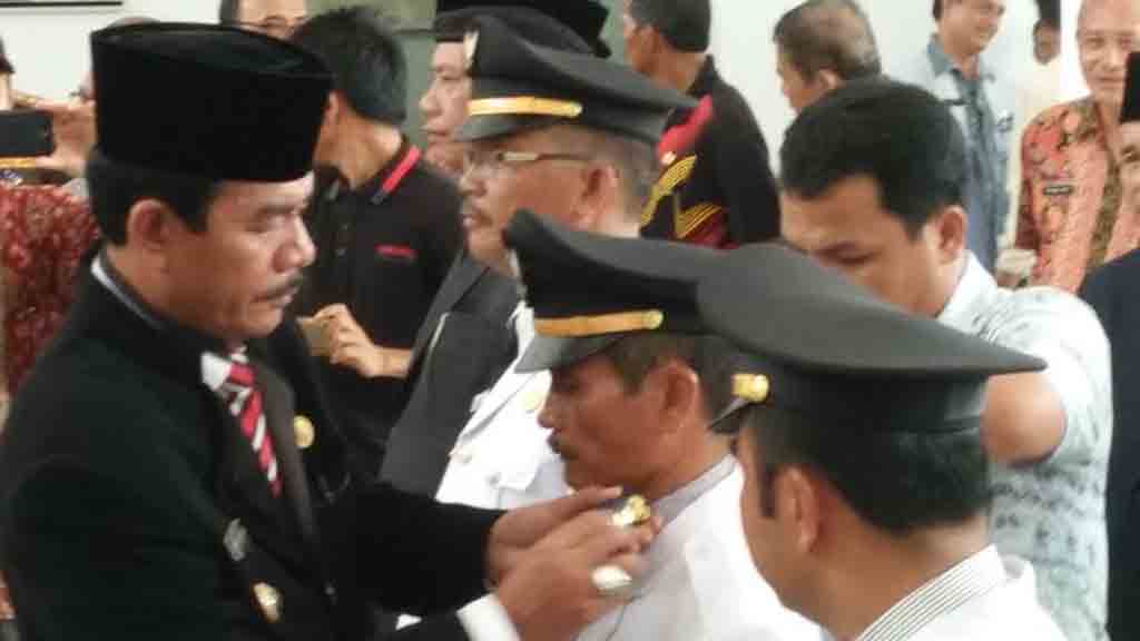 Wakil Bupati Nias Barat Lantik Pejabat Eselon III