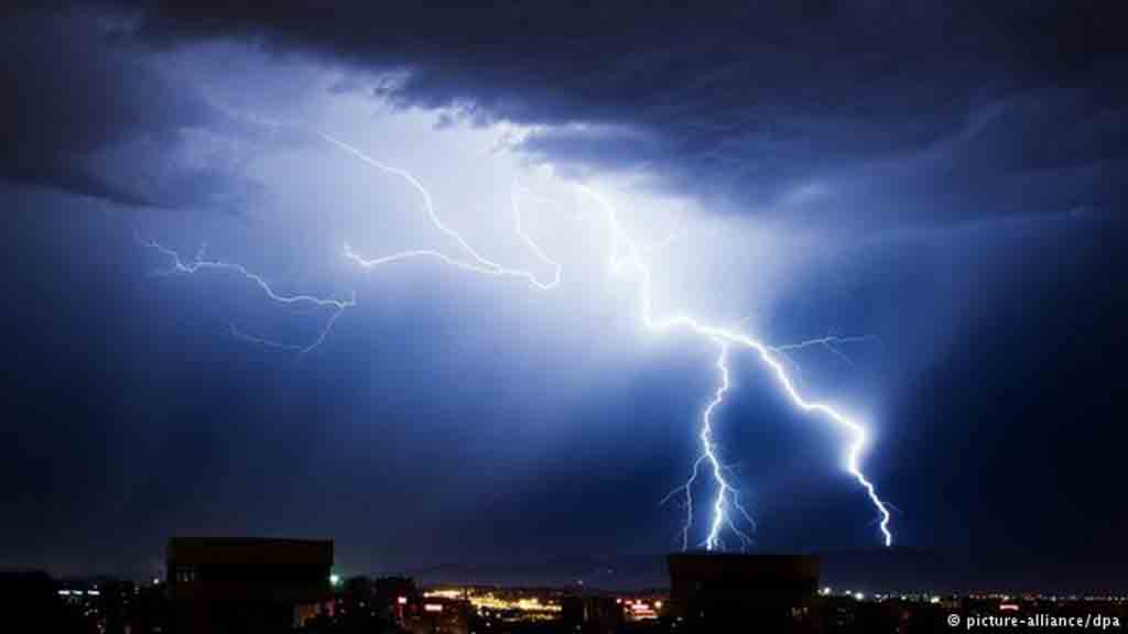 Dunia Kecam Keputusan AS Mundur dari Kesepakatan Iklim Paris