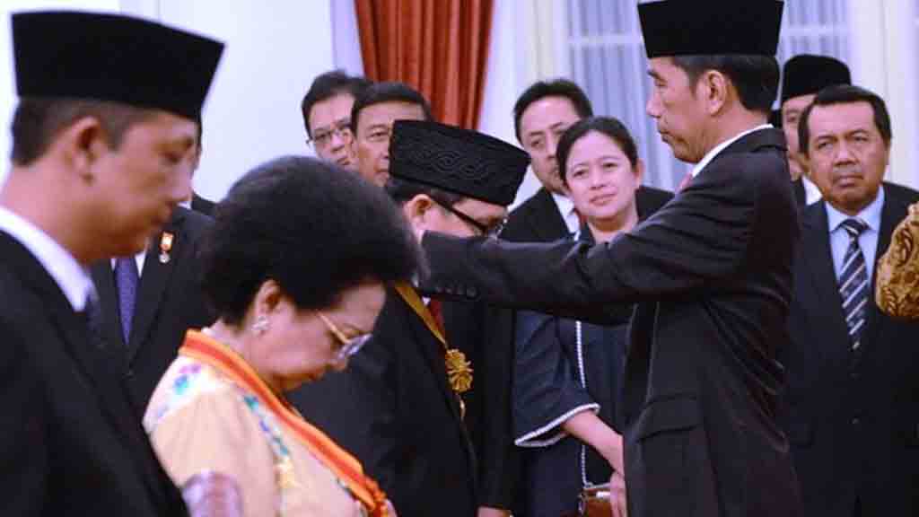 Almarhum KH Hasyim Muzadi Dianugerahi Bintang Mahaputera Adipradana