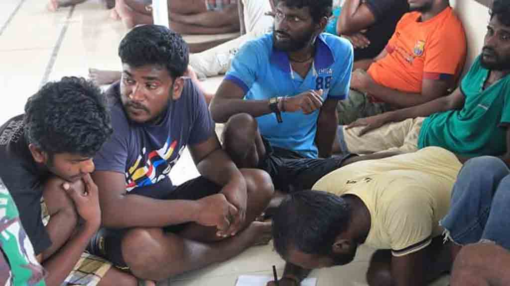 Warga Srilangka Terdampar di Perairan Kecamatan Lahewa