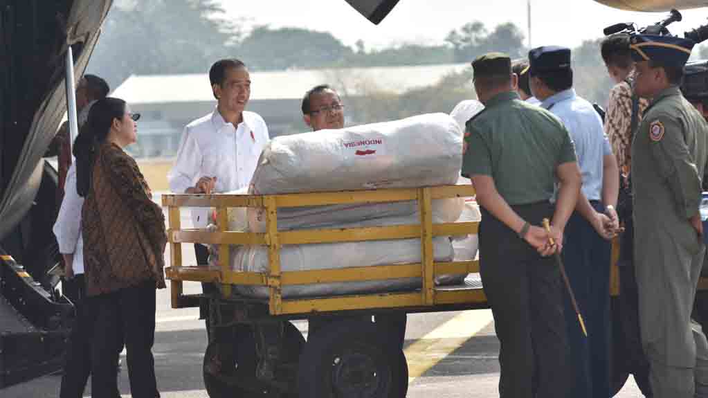 Jokowi Lepas 34 Ton Bantuan Tahap Pertama untuk Rohingya