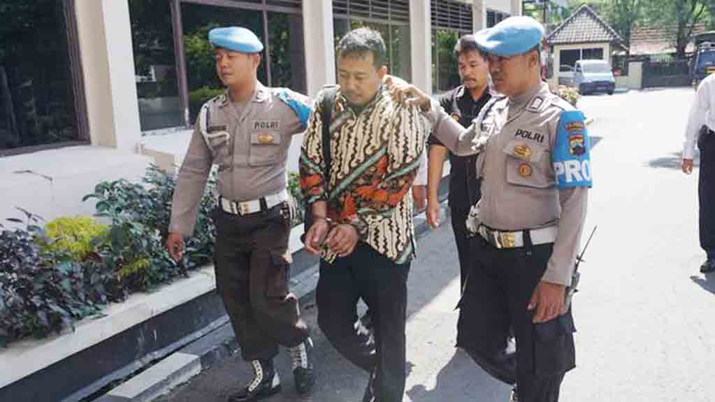 Paspampres Gadungan Tipu Belasan Pemilik Restauran
