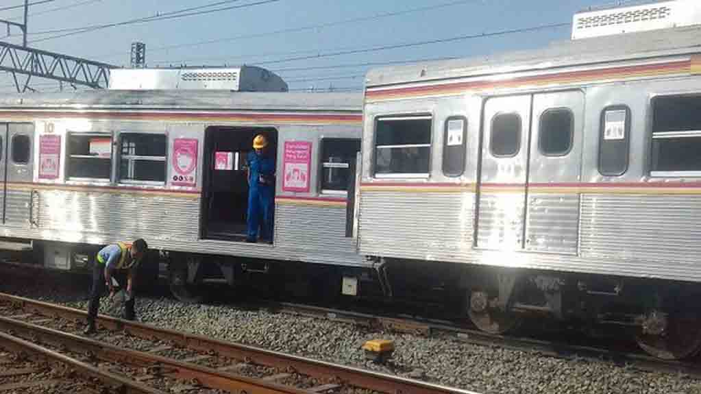Kereta Anjlok di Stasiun Manggarai, Rute KRL Berubah