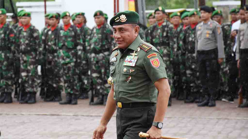 Pangkostrad Jadi Inspektur Upacara Pada Peringatan Sumpah Pemuda di Nias Barat
