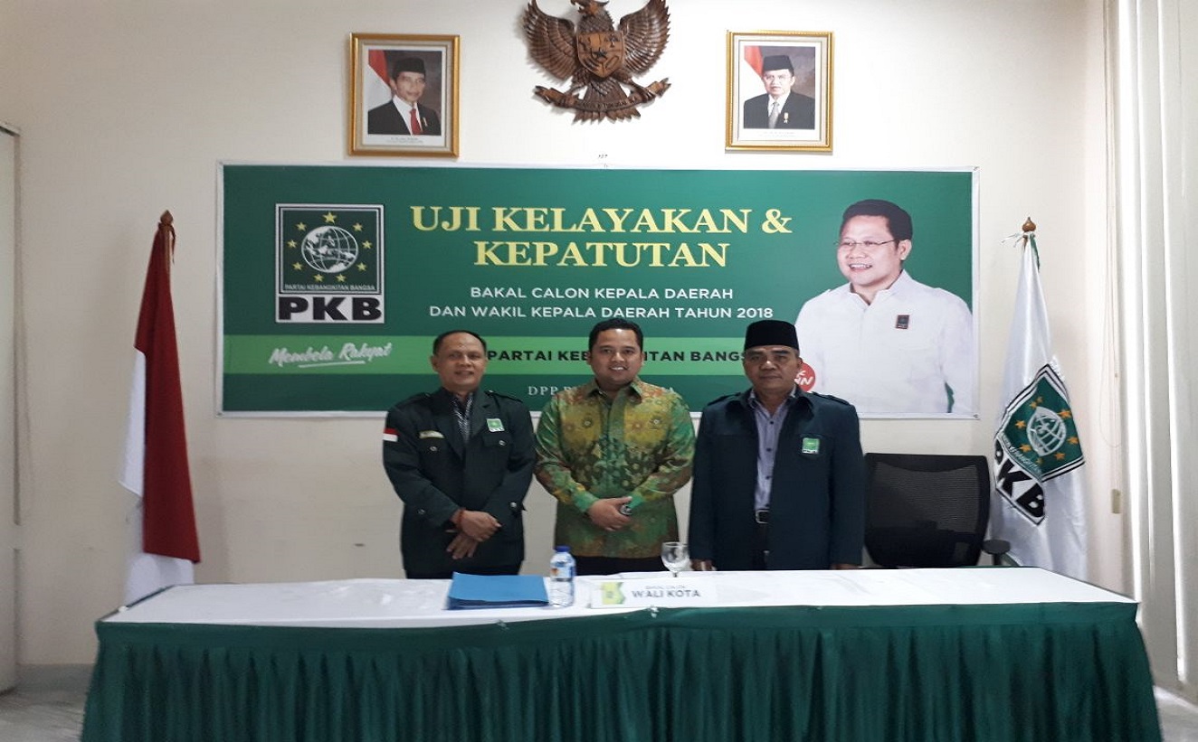 Arief bersama Pengurus DPW PKB Prov. Banten Foto : Akim