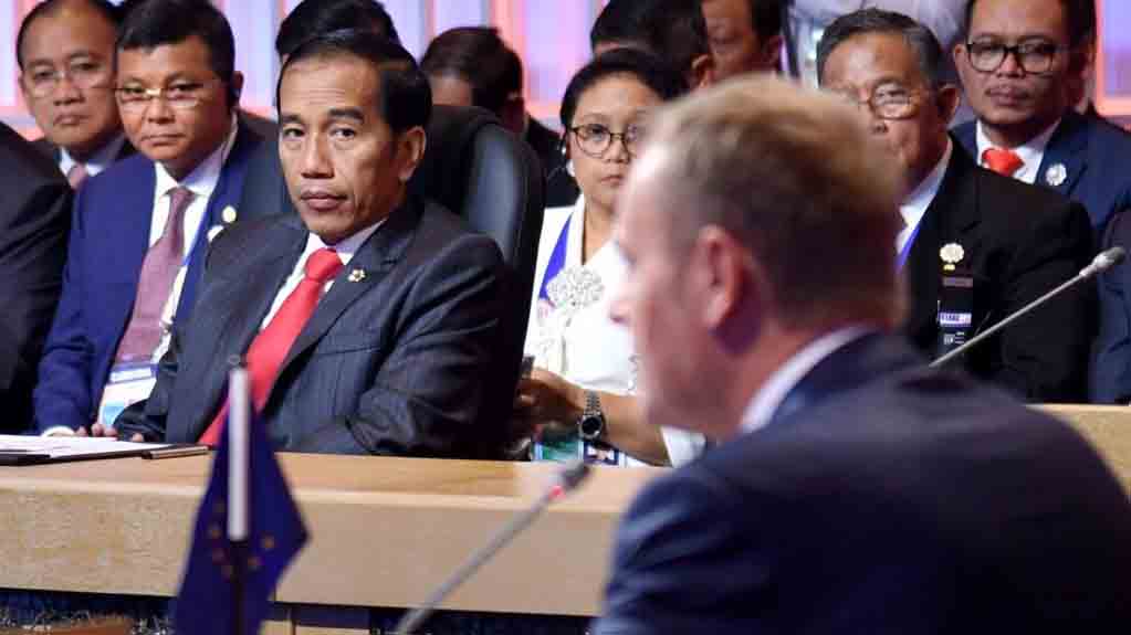 Jokowi Minta Diskriminasi Kelapa Sawit Dihentikan