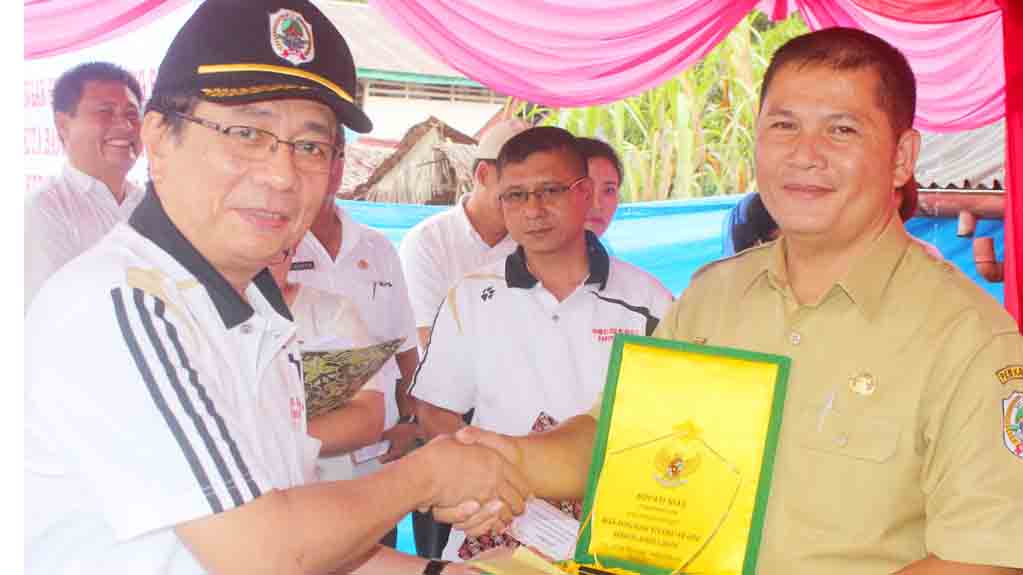Desa Akhelauwe Raih Juara I Lomba Desa Tingkat Kabupaten Nias Tahun 2017