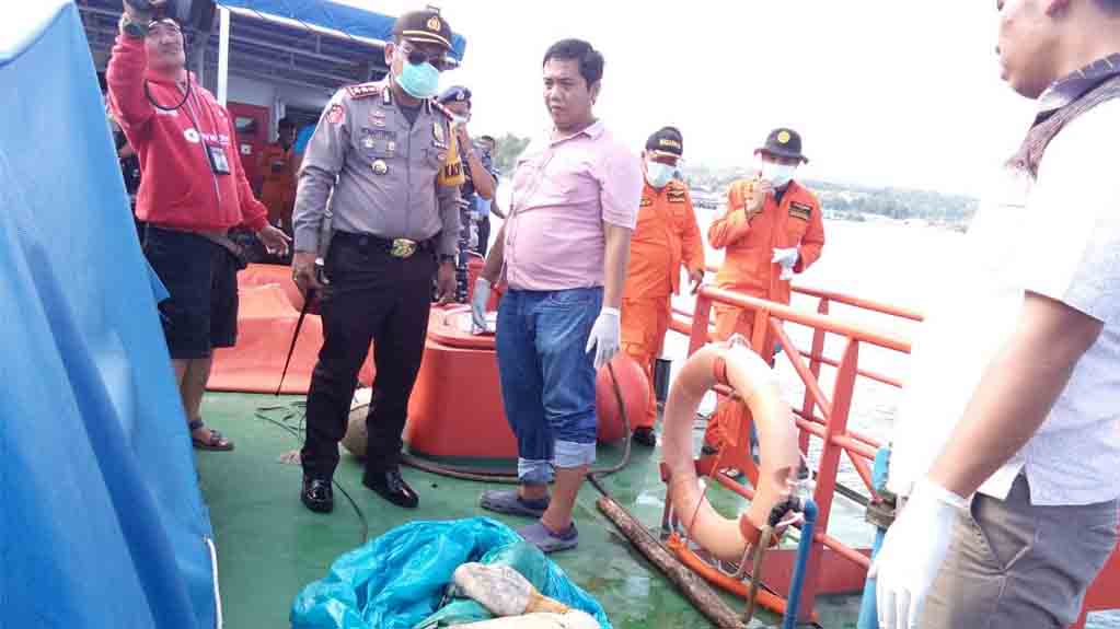 Tim Sar Nias Temukan Mayat Mengapung di Perairan Samudra Hindia