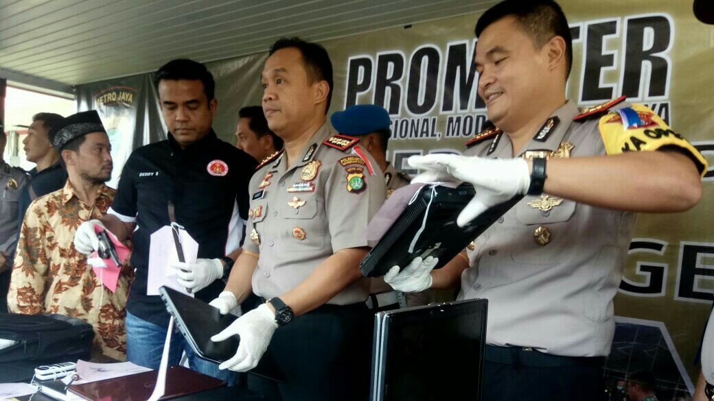Polisi Tembak Mati Komplotan Rampok Laptop Sekolah