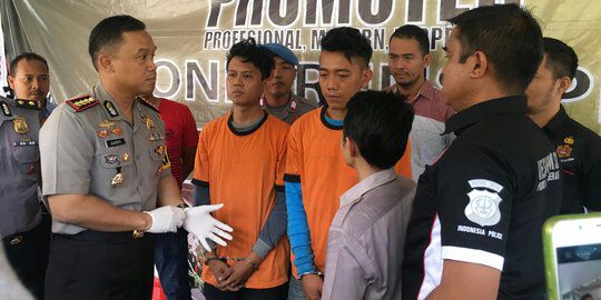 Pria Ini Gagal Menikah, Gara – gara Curi Taxi Online