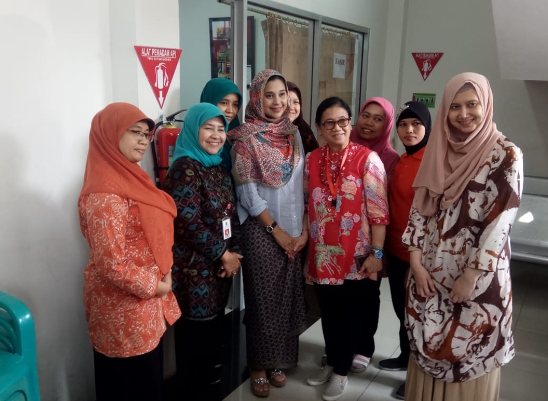 Duo Sarah dan Ayu Azhari Tes Kesehatan di Tangerang