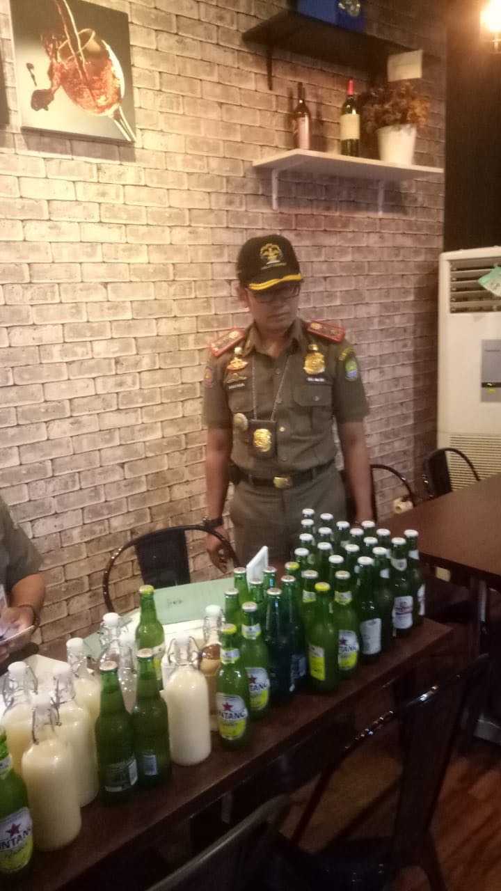 Kafe Di Kawasan Green Lake Jual Miras, Satpol PP Ancam Tutup Lokasi