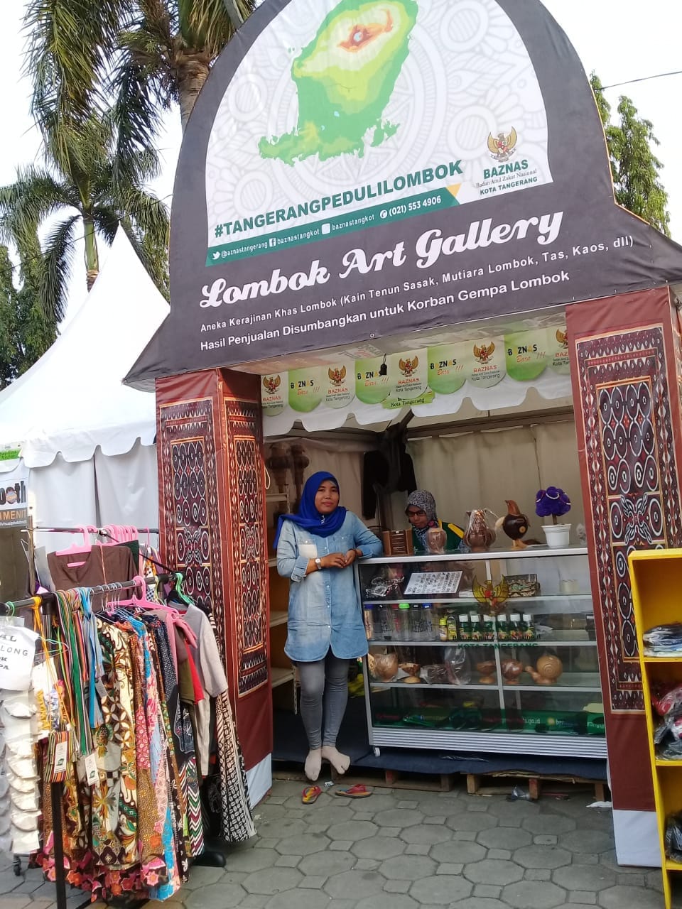 Peduli Lombok, Relawan Baznas Rela Ngecrek di Festival Al Adzom