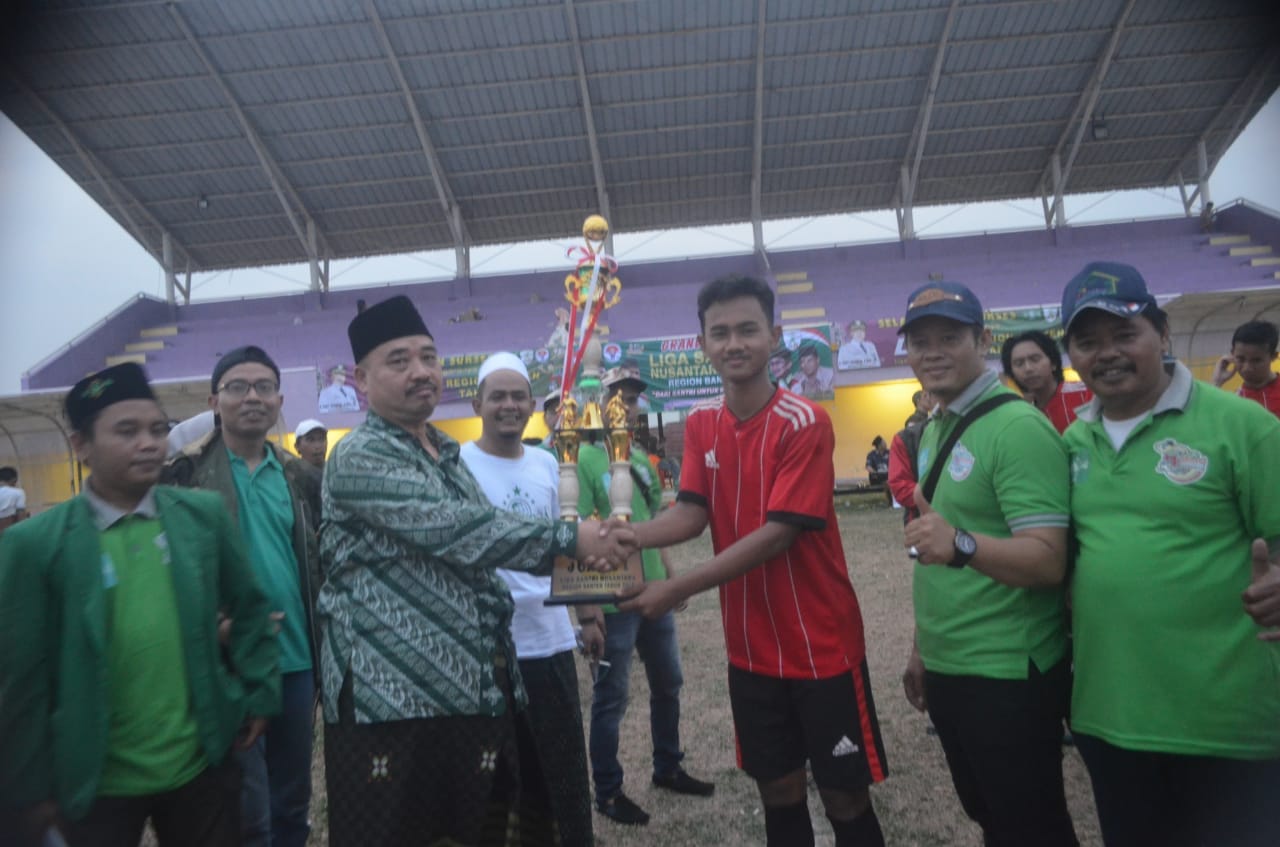 Ponpes Arrasyadiyyah Juarai LSN Banten