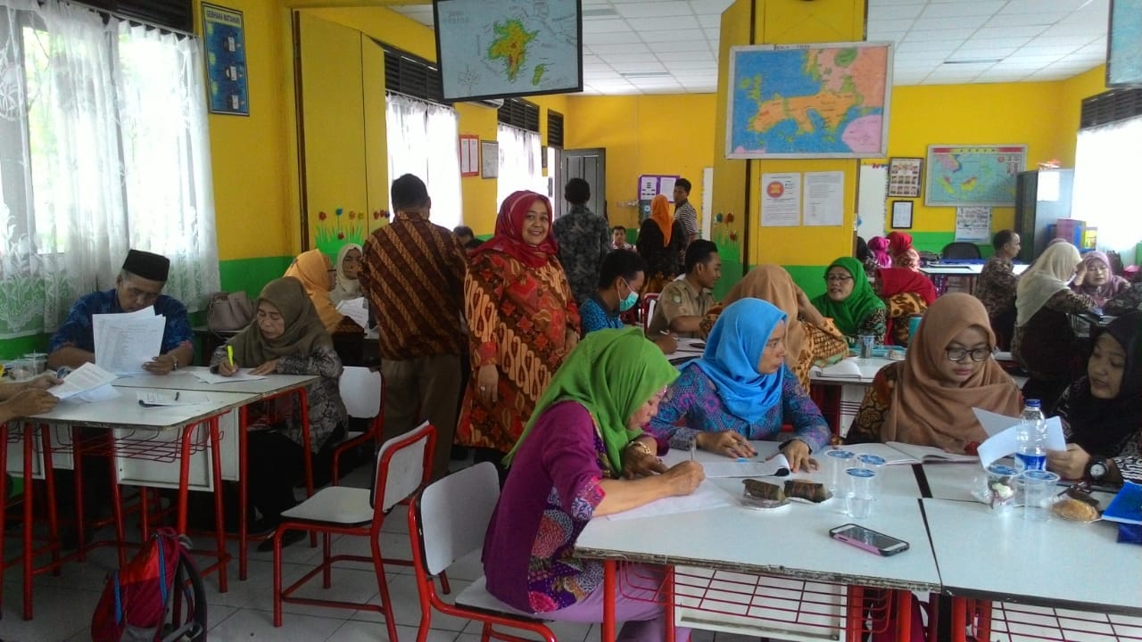 Guru SD di Kecamatan Priuk Diajak Lebih Kreatif