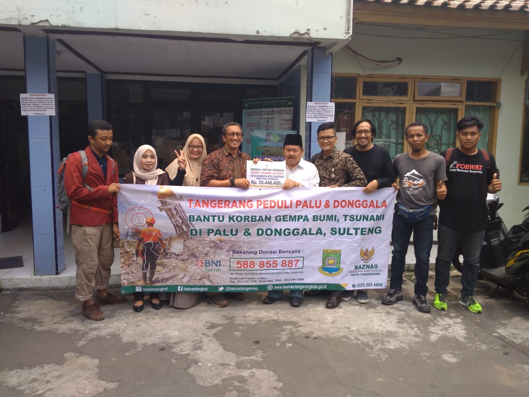 Lintas Komunitas Kota Tangerang Serahkan Bantuan Untuk Korban Gempa di Sulteng