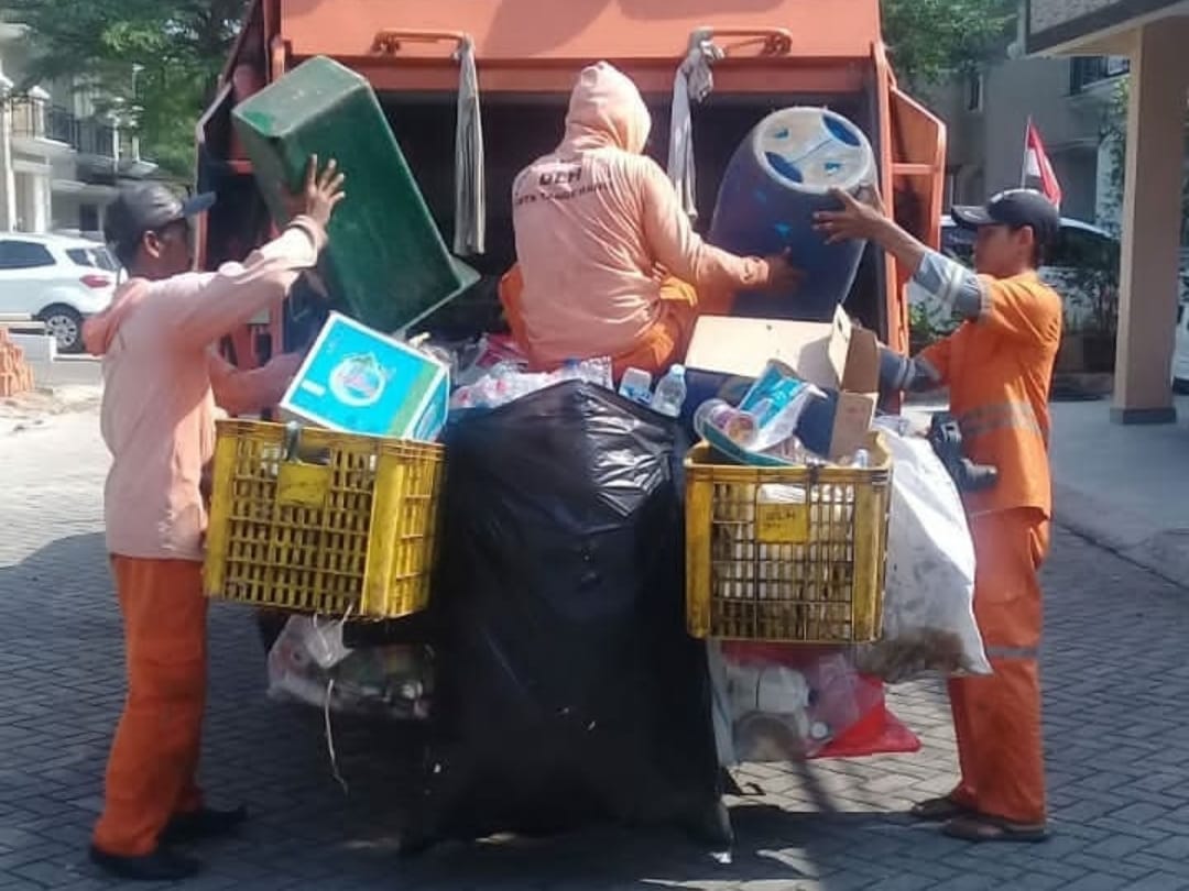 Masuki Musim Hujan, DLH Sebut Jumlah Sampah Capai 1400 Ton Perhari