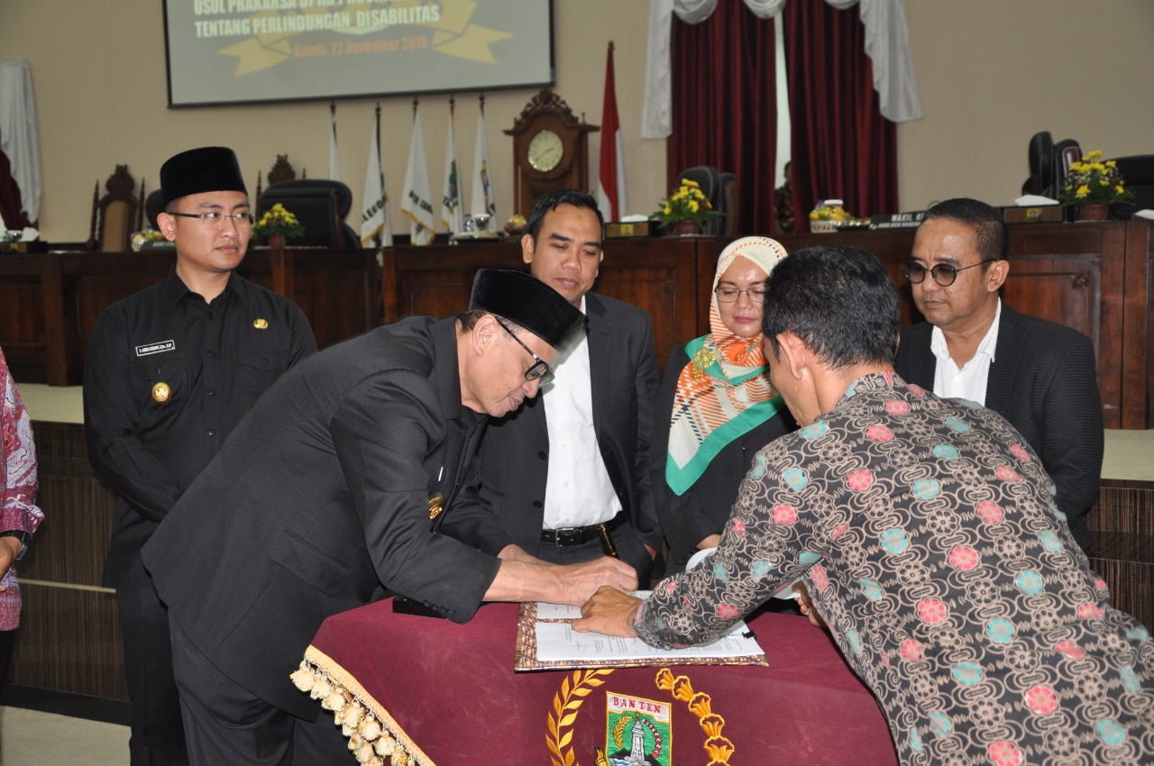 Raperda APBD Banten 2019 Disahkan, Bankeu Kota/Kabupaten Naik 45 Miliar