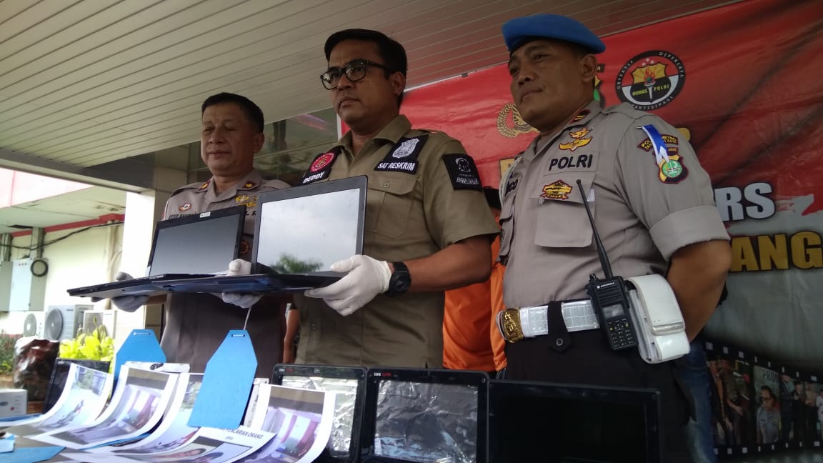 Polisi Tembak Sindikat Pencuri Laptop Sekolah Saat Akan Kabur