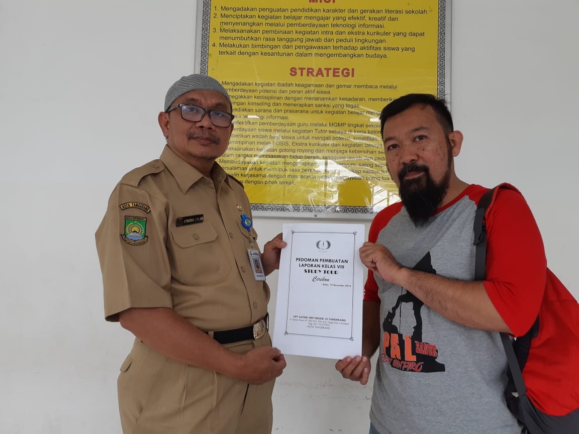 Ketua Komite SMPN 25 : Studi Tour Tambah Wawasan Siswa Tentang Indonesia