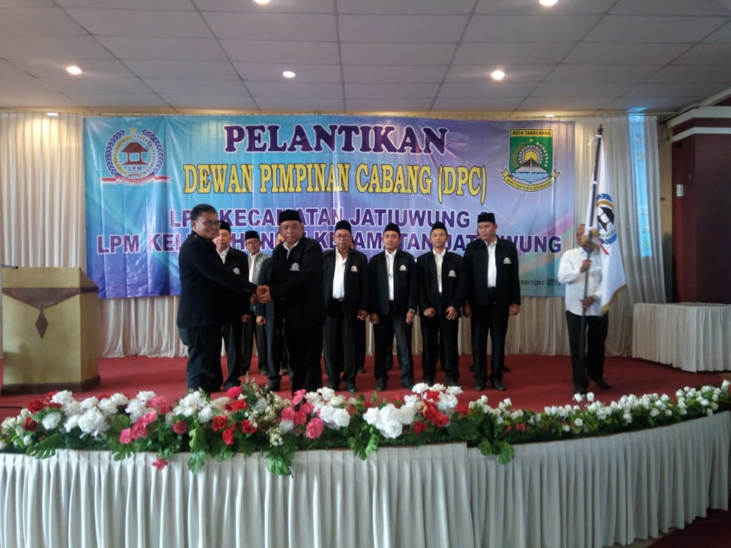 Pengurus LPM se Kecamatan Jatiuwung Dilantik