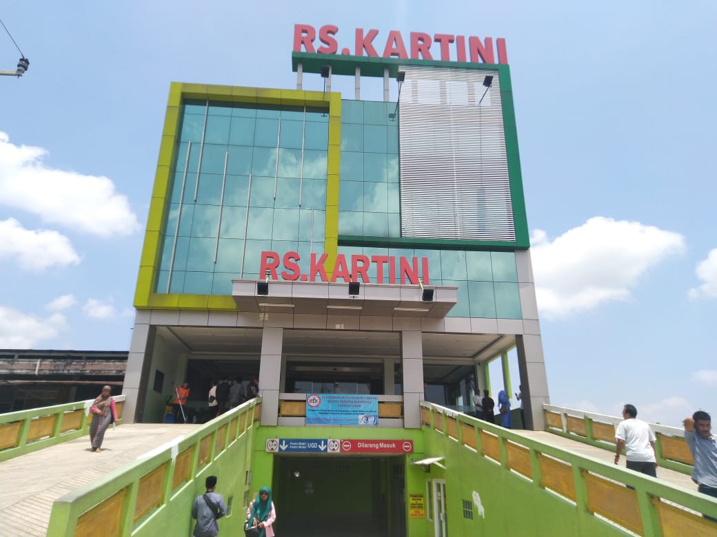 Warga Miskin di Lebak Keluhkan Tarif Ambulans RS Kartini