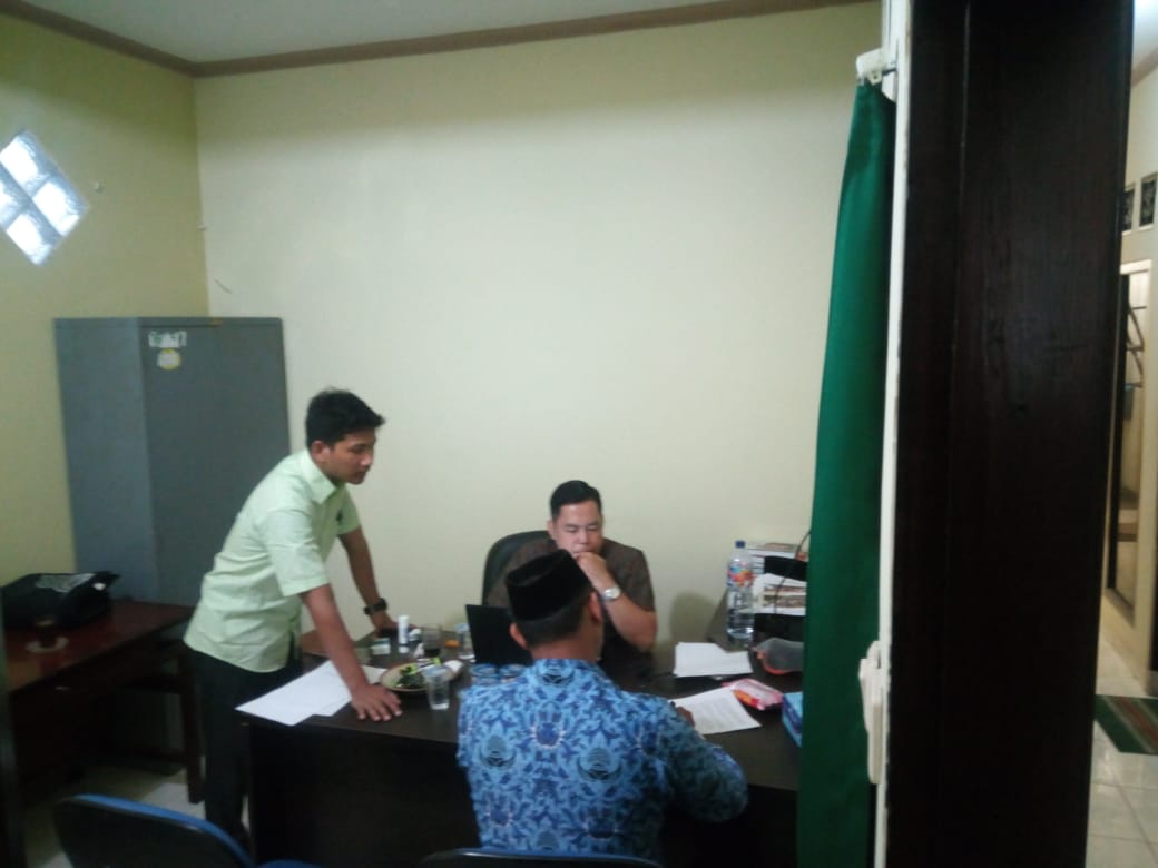 Berpose 2 Jari, 5 Sekretaris Lurah Dipanggil Bawaslu Kota Tangerang