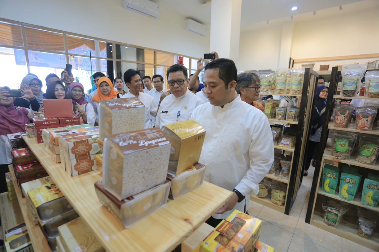 Walikota Tangerang Resmikan Gerai ke 5 Pusat Oleh-Oleh