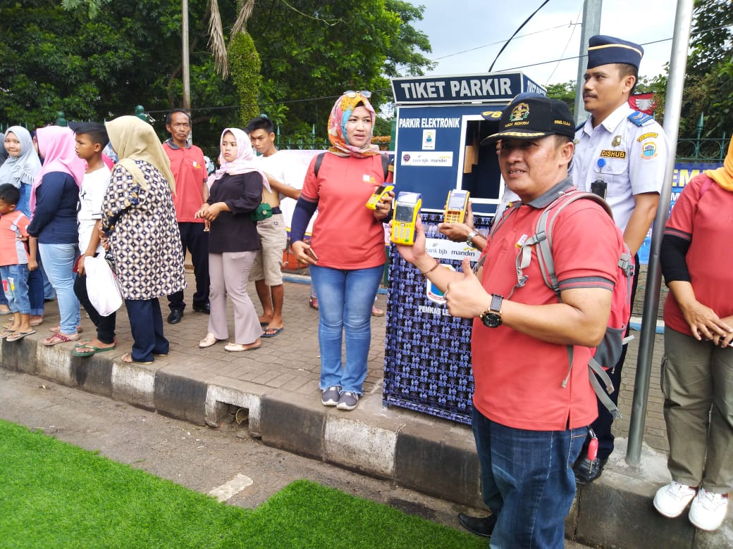 Pemkab Lebak Belum Terapkan Parkir Non Tunai