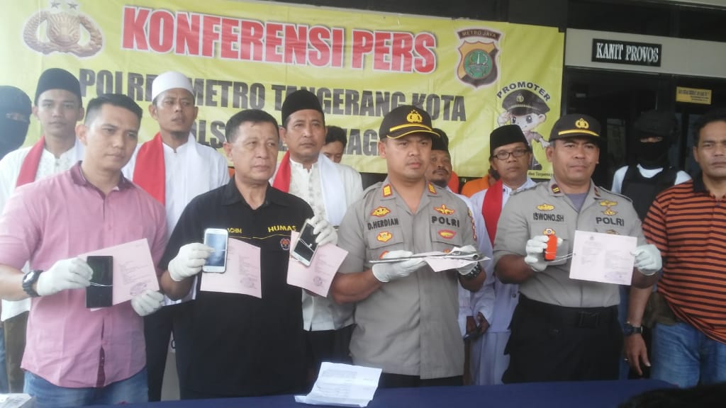 Sempat Kejar-kejaran, Lima Pembobol Gudang Produksi di Kosambi Dibekuk Polisi