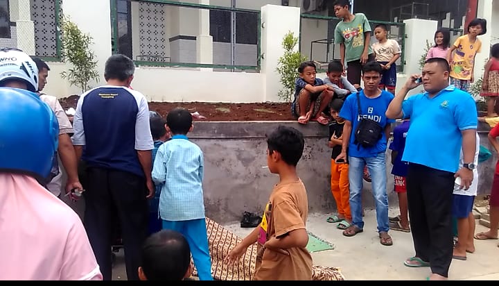 Mayat Pria Ditemukan di Depan Rumah Makan S Rizki Pandeglang