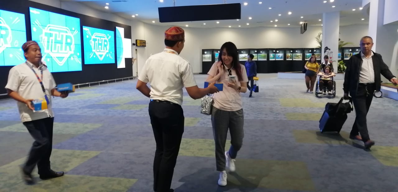 Setiap Hari Selama Ramadan Ribuan Boks Takjil Dibagikan di Bandara Soetta