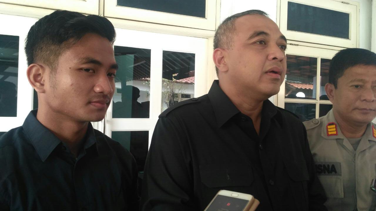 Bupati Tangerang Ahmed Zaki Iskandar mengatakan, untuk mencetak atlet berkualitas, pemkab bersama stakeholder olahraga sedang merancang sistem pembinaan berjenjang.(don)