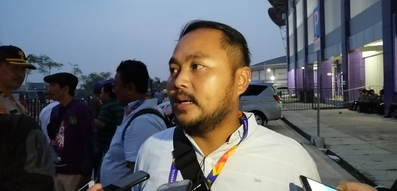 Wakil Ketua LOC Persita Tangerang Eskop Apiandep.(don)