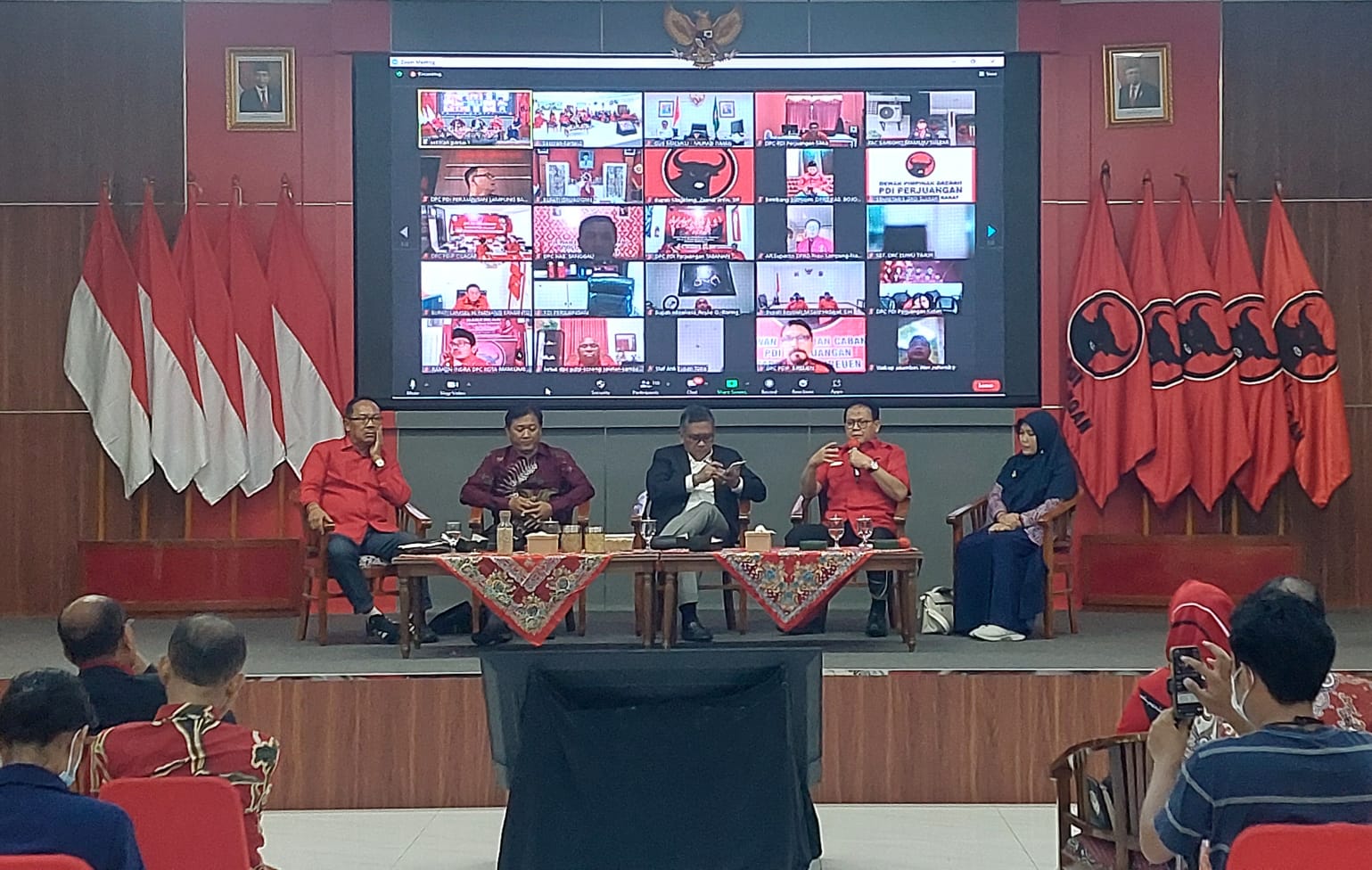 Rupiah Kembali Melemah, Jebol 15.500 Perdolar AS