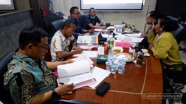 Susi Pudjiastuti Diperiksa Kejaksaan, Kasus Apa?