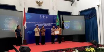 Kota Depok Mendapatkan Piagam Penghargaan Anubhawa Sasana Kelurahan Tahun 2022