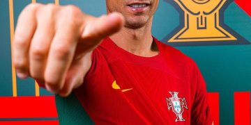 Bergabung di Club Al Nassr, Christian Ronaldo Akan Digaji 1,5 Miliar Perjam