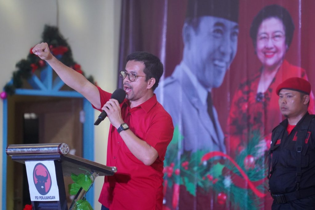 Marinus Gea saat sambutan perayaan natal PDIP di Nias Selatan (Ist)