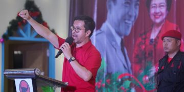 Marinus Gea saat sambutan perayaan natal PDIP di Nias Selatan (Ist)