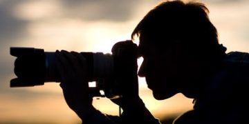 Ingin Menjadi Fotografer Handal, Cek 8 Perlengkapan Yang Harus Anda Miliki