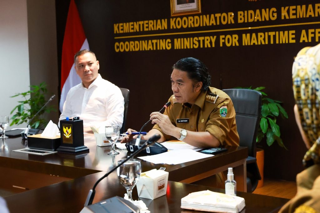 Pj Gubernur Banten, AL Muktabar menyampaikan Pemprov Banten mendukung pengembangan energi baru terbarukan, salah satunya pembangkit listrik tenaga panas bumi (PLTP) atau geothemal.(ist)