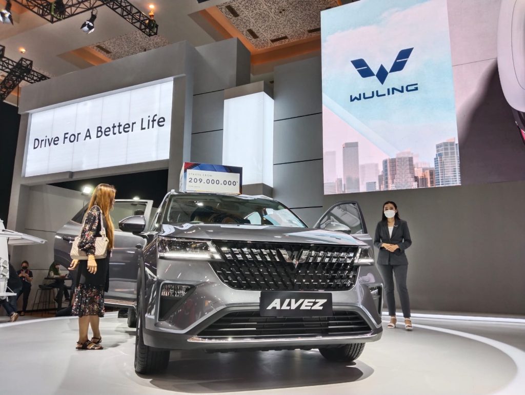 Mobil Wuling Alvez di pameran IIMS 2023 (SuaraNusantara/Ifn)