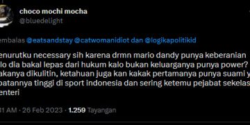 tweet akun @bluedelight/tangkapan layar